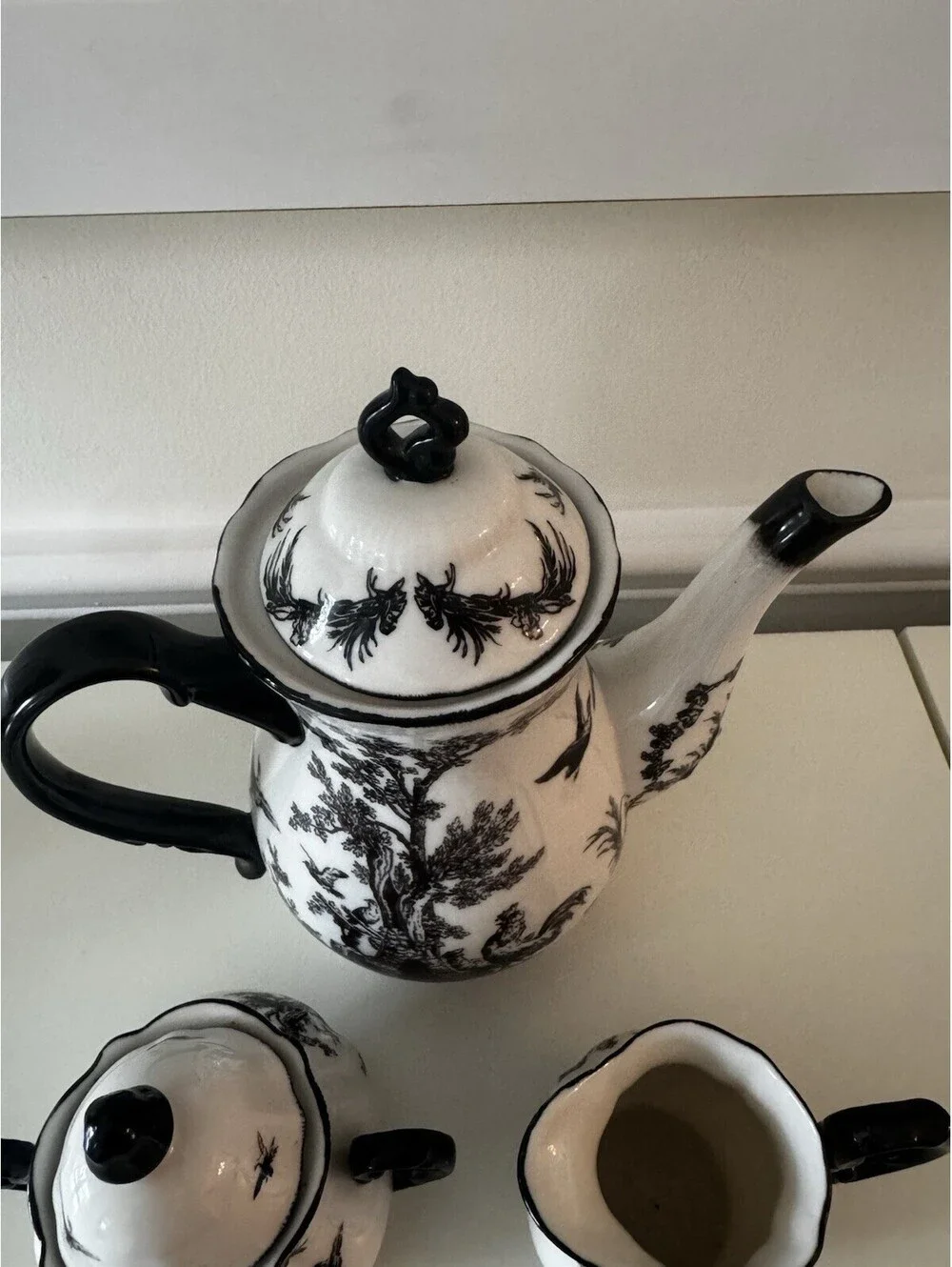 Aux Au Provence Tea/Coffee Pot. Vintage Rooster Pattern. Excellent Condition Set